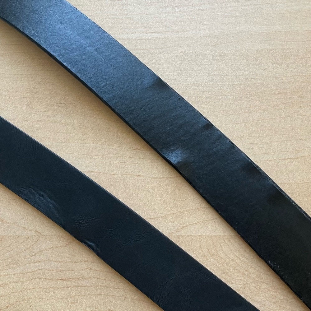 Lot of 2 womens belts - Picture 10 of 10